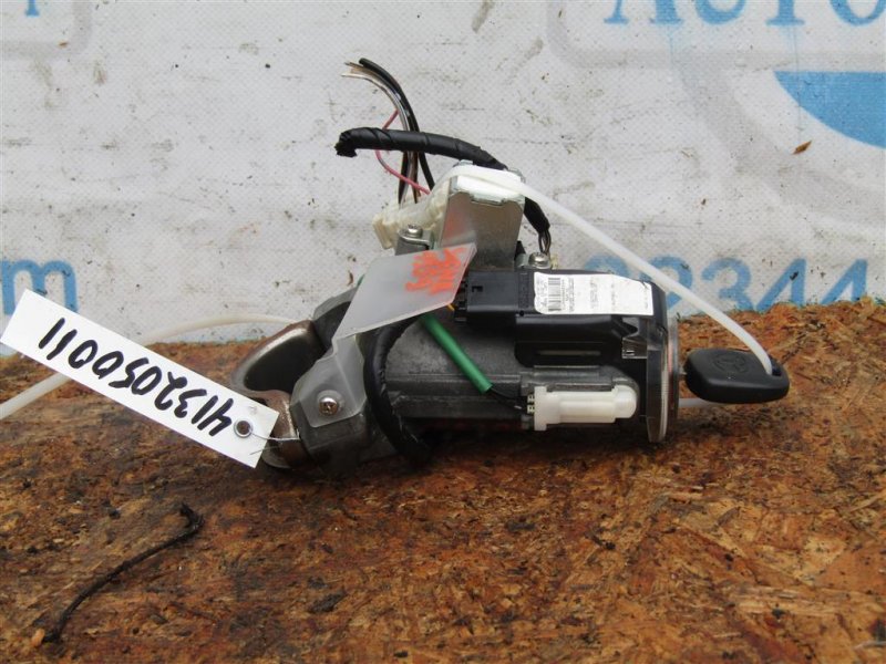 Замок зажигания TOYOTA SIENNA 03-10 2009 GSL20 3.5 2GR-FE 69057-AE020 Б/У