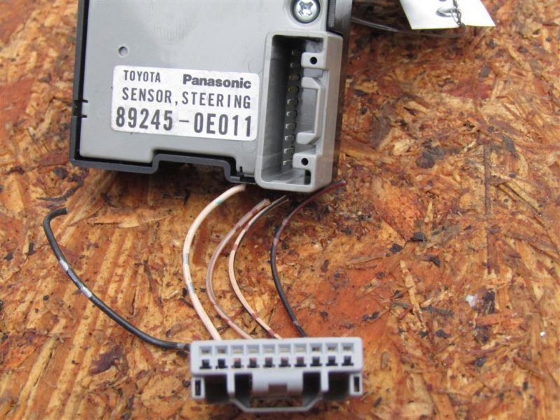 Датчик угла поворота руля SIENNA 03-10 2009 GSL20 3.5 2GR-FE