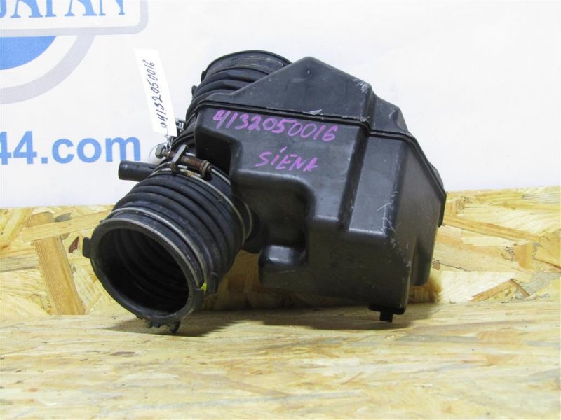 Патрубок воздушного фильтра SIENNA 03-10 2009 GSL20 3.5 2GR-FE