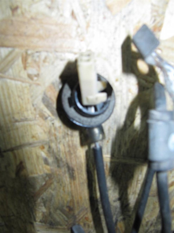 Датчик ABS задний правый 6 GG 02-07 2008 Седан 2.3