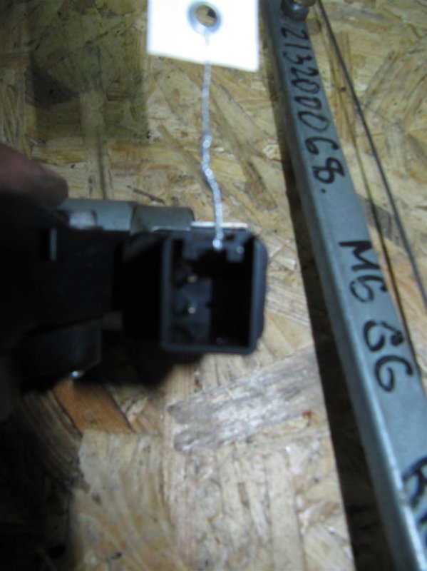 Стеклоподъемник задний левый 6 GG 02-07 2008 Седан 2.3