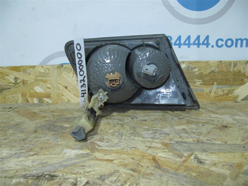 Фонарь внутренний задний правый 6 GG 02-07 2008 Седан 2.3