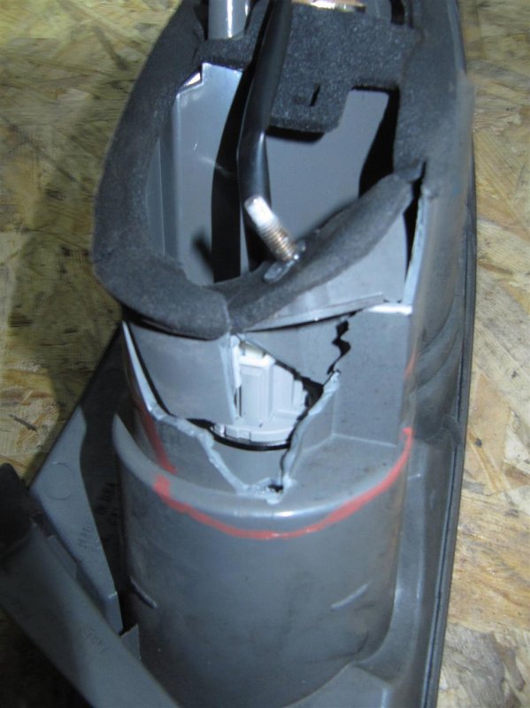 Фонарь наружный задний левый MAZDA 6 GG 02-07 Седан 2.3