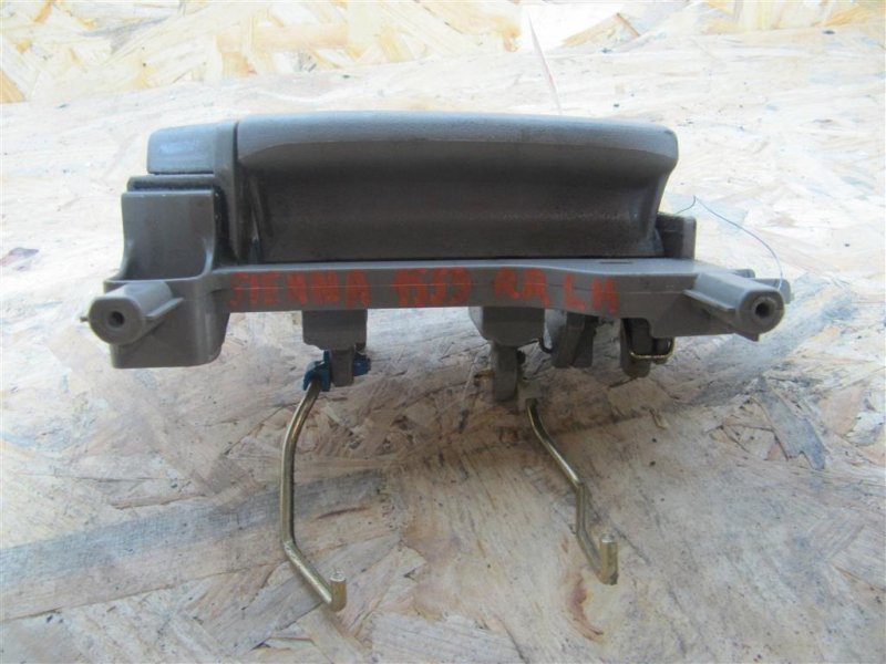 Ручка двери внутренняя задняя левая TOYOTA SIENNA 03-10 GSL20 3.5 2GR-FE