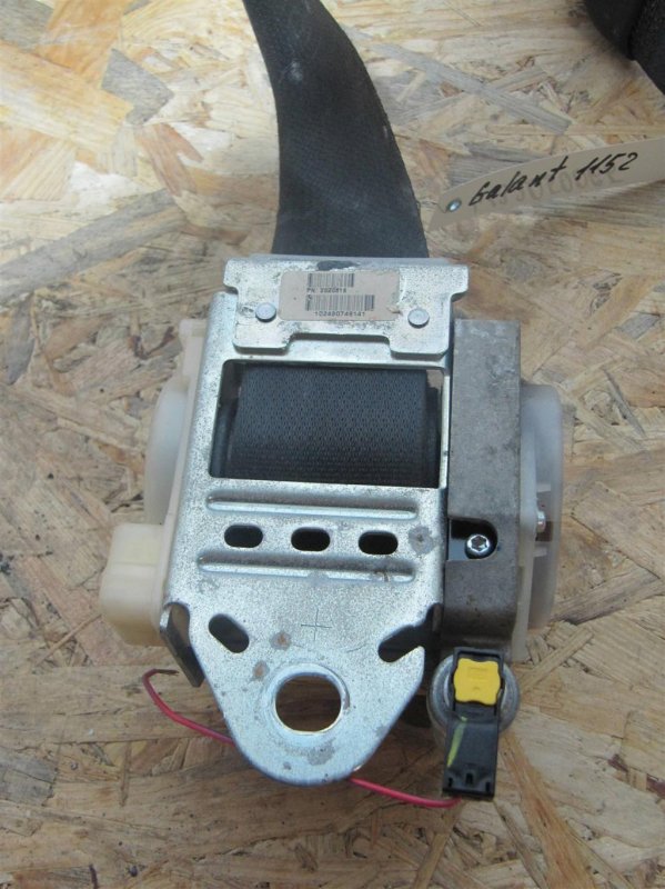 Ремень безопасности передний правый GALANT 03-12 2010 Седан 2.4