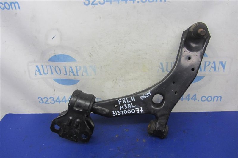 Рычаг передней подвески нижний передний левый MAZDA 3 BL 09-13 2012 Седан 2.0 BBM2-34-350A Б/У