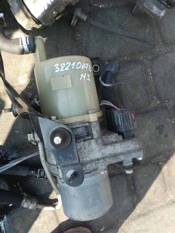 Запчасть насос гур электрический MAZDA 3 BK 03-08 Б/У Насос ГУР электрический MAZDA 3 BK 03-08 Б/У