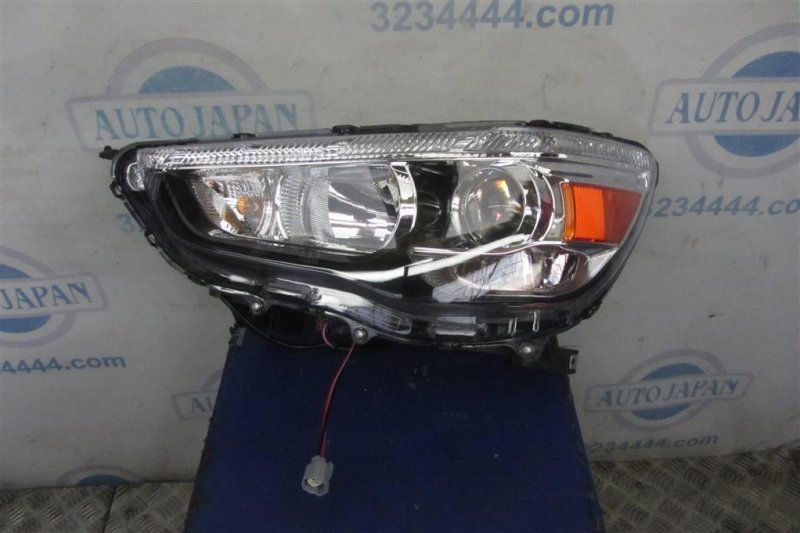 Фара передняя левая MITSUBISHI ASX / OUTLANDER SPORT 10-21 8301B587 новая