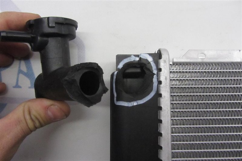 Радиатор основной TOYOTA HIGHLANDER 01-07