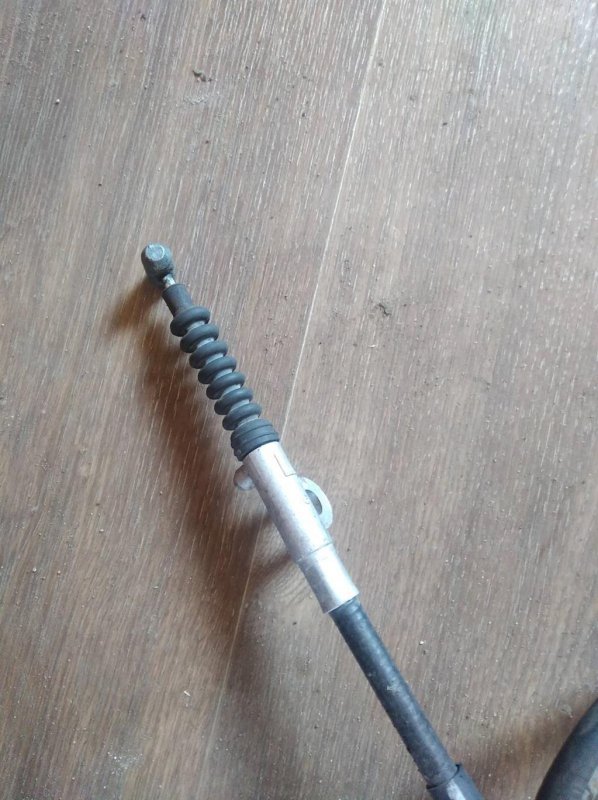 Трос стояночного тормоза M25/M37/M56/Q70/M35H 10-16