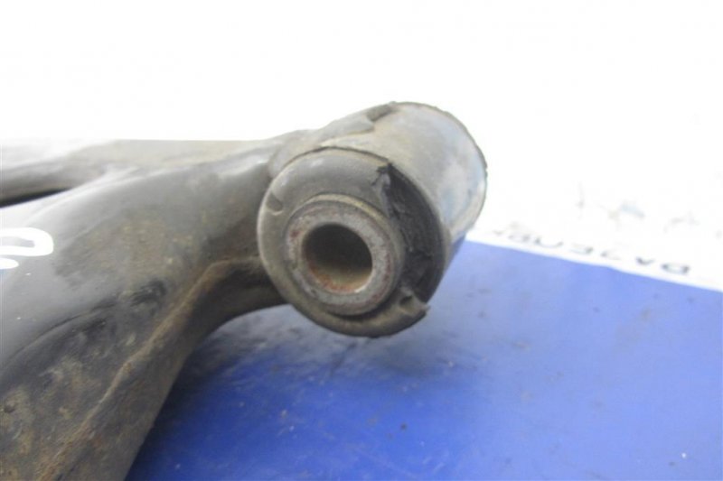 Рычаг передней подвески нижний передний левый LANCER IX 9 03-07