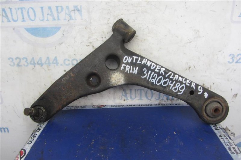 Рычаг передней подвески нижний передний левый MITSUBISHI LANCER IX 9 03-07 MR403419 Б/У