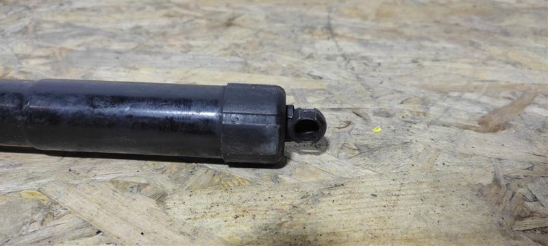 Амортизатор крышки багажника правый MDX (YD3) 13-21 2014 Внедорожник 3.5 Амортизатор крышки багажника правый MDX (YD3) 13-21 2014 Внедорожник 3.5