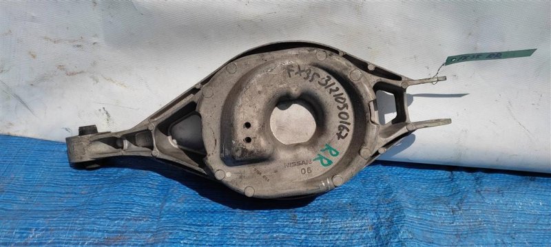 Рычаг задней подвески поперечный нижний задний правый INFINITI FX/QX70 S51 08-17 2011 Внедорожник 3.5 551B0-1BA0A Б/У