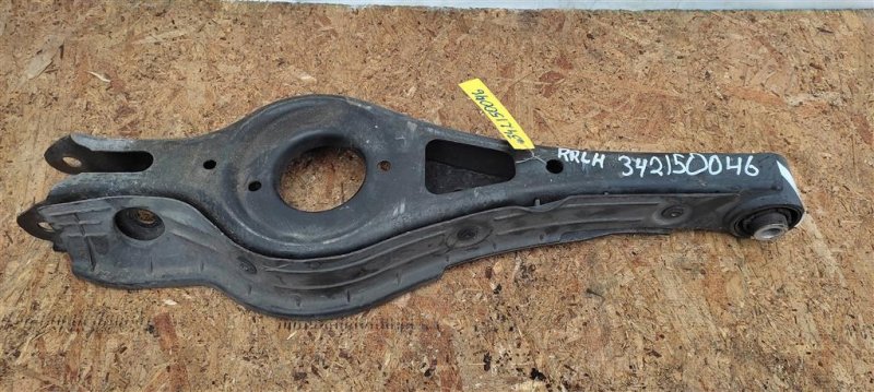 Запчасть рычаг задней подвески поперечный нижний задний левый HYUNDAI SONATA LF 2014- 2017 Седан 2.4 55210-C2100 Б/У Рычаг задней подвески поперечный нижний задний левый HYUNDAI SONATA LF 2014- 2017 Седан 2.4 55210-C2100 Б/У