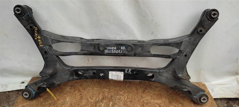 Запчасть балка задней подвески HYUNDAI SONATA LF 2014- 2017 Седан 2.4 55400-C2110 Б/У Балка задней подвески HYUNDAI SONATA LF 2014- 2017 Седан 2.4 55400-C2110 Б/У
