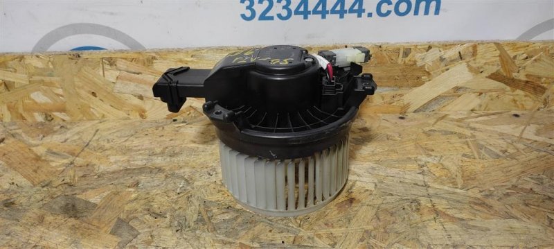 Запчасть моторчик печки HYUNDAI SONATA LF 2014- 2017 Седан 2.4 97113-C2000 Б/У Моторчик печки HYUNDAI SONATA LF 2014- 2017 Седан 2.4 97113-C2000 Б/У