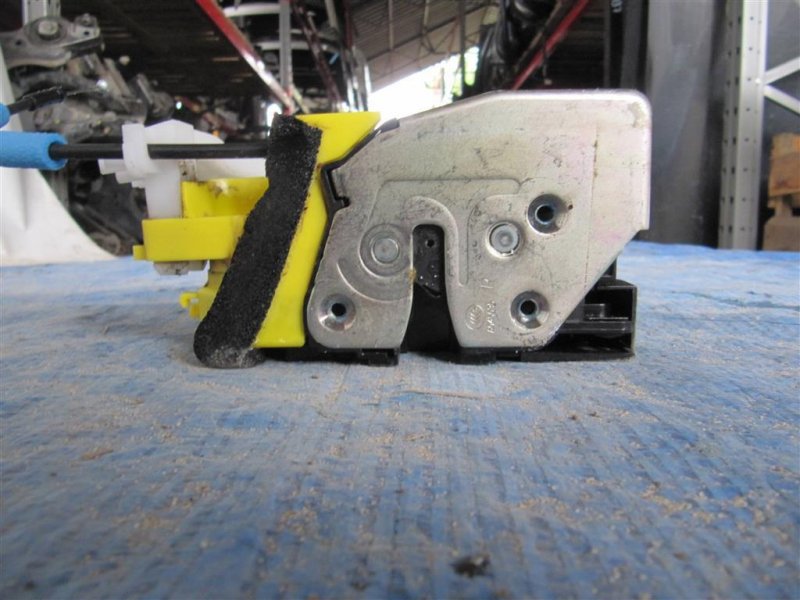 Замок двери передний правый SONATA LF 2014- 2017 Седан 2.4