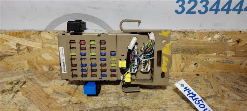 Блок предохранителей салон SUBARU OUTBACK 09-14 BR 2011 Внедорожник 2.5 82290AJ00A Б/У