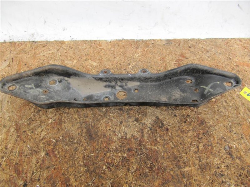 Балка под КПП OUTBACK 09-14 BR 2011 Внедорожник 2.5