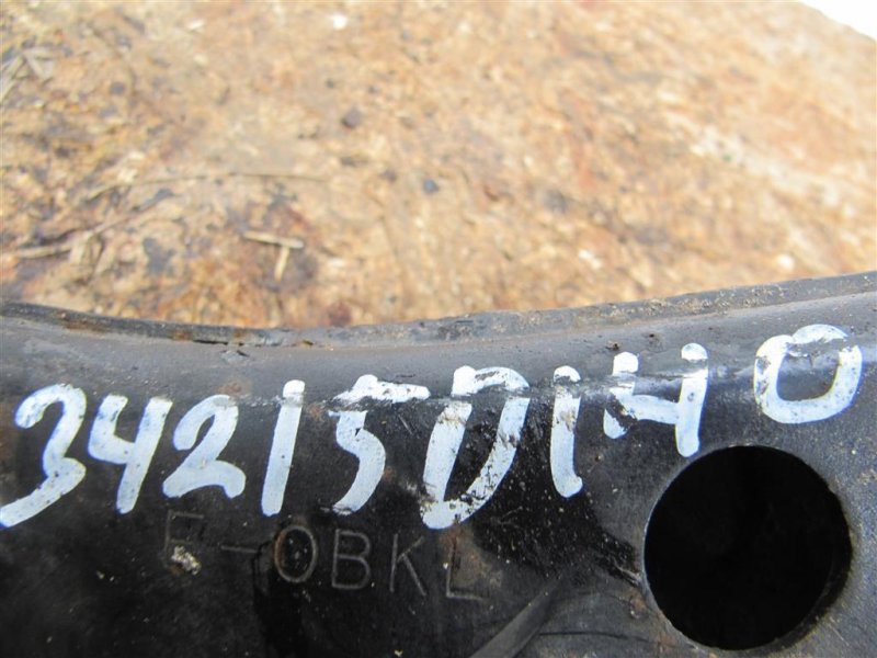 Крепление балки подвески заднее левое SUBARU OUTBACK 09-14 BR Внедорожник 2.5