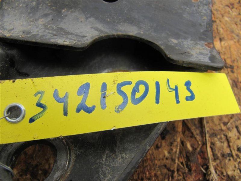 Крепление балки подвески переднее левое INFINITI QX60/JX35 12-20 Внедорожник