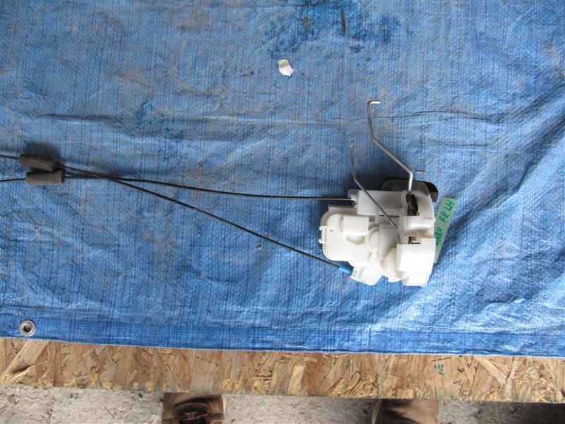 Запчасть замок двери передний левый SUBARU OUTBACK 09-14 BR 2011 Внедорожник 2.5 61032AJ01A Б/У Замок двери передний левый SUBARU OUTBACK 09-14 BR 2011 Внедорожник 2.5 61032AJ01A Б/У