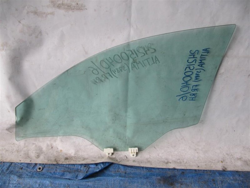 Стекло двери переднее правое ALTIMA L33 12-18 2018 L33 2.5