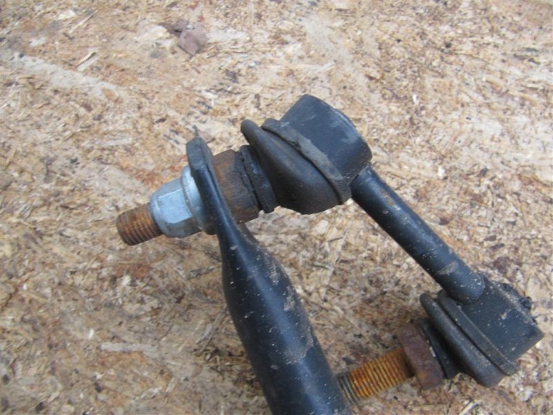 Стабилизатор задний ALTIMA L33 12-18 2018 L33 2.5