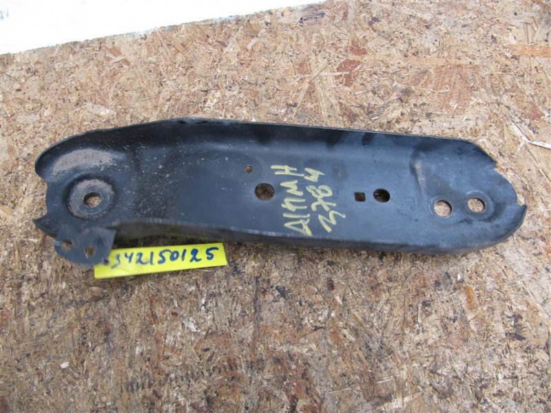 Крепление балки подвески ALTIMA L33 12-18 2018 L33 2.5