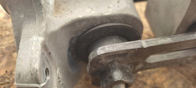 Подушка двигателя задняя NISSAN ALTIMA L33 12-18 L33 2.5