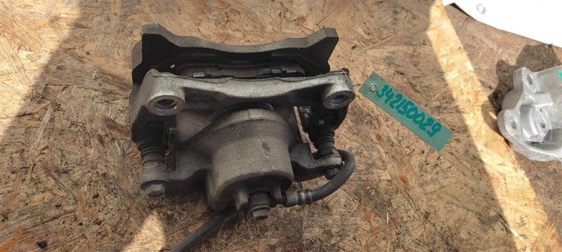 Суппорт тормозной передний левый NISSAN ALTIMA L33 12-18 2018 L33 2.5 41011-3TA0C Б/У