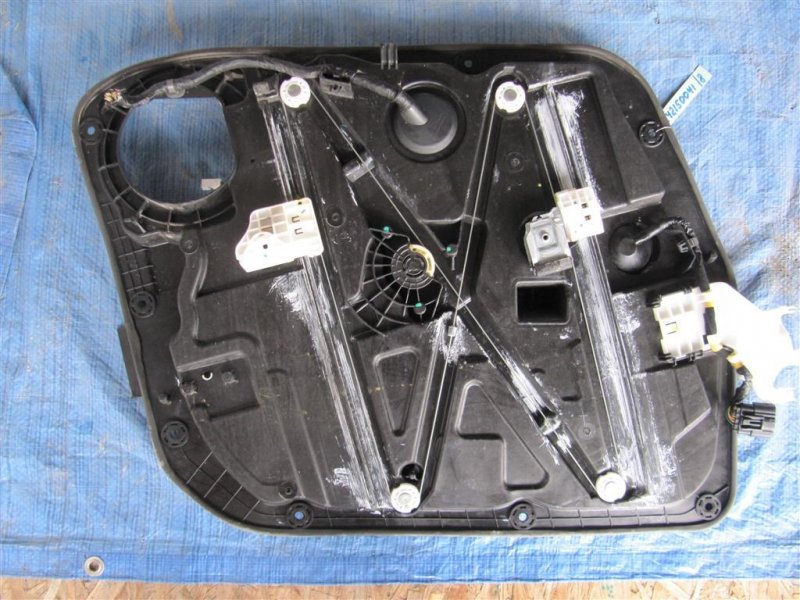 Запчасть стеклоподъемник передний правый KIA SOUL PS 13-19 2015 PS 2.0 82481-B2010 Б/У Стеклоподъемник передний правый KIA SOUL PS 13-19 2015 PS 2.0 82481-B2010 Б/У