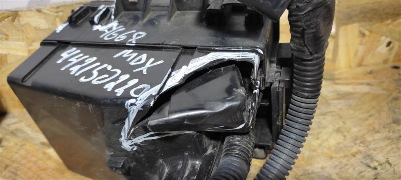 Блок предохранителей моторный отсек ACURA MDX (YD2) 06-13 YD2 3.7 Блок предохранителей моторный отсек ACURA MDX (YD2) 06-13 YD2 3.7