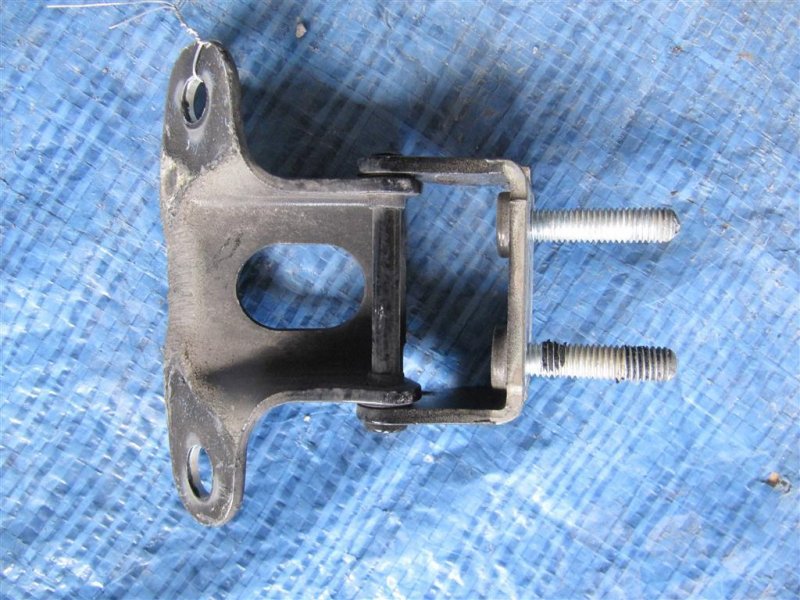 Петля крышки багажника левая MDX (YD2) 06-13 2006 YD2 3.7 Петля крышки багажника левая MDX (YD2) 06-13 2006 YD2 3.7