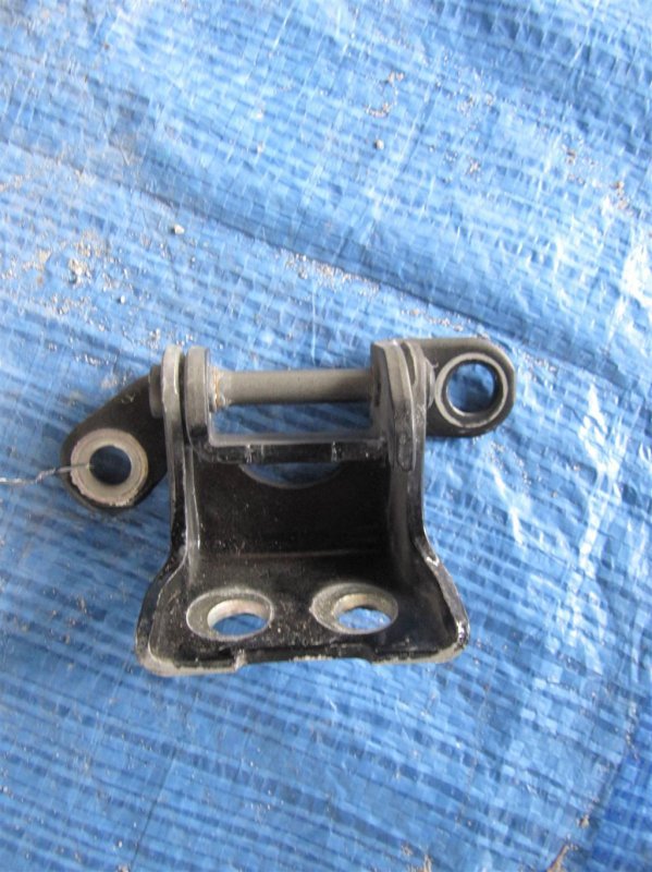 Петля двери верхняя задняя левая MDX (YD2) 06-13 2006 YD2 3.7 Петля двери верхняя задняя левая MDX (YD2) 06-13 2006 YD2 3.7