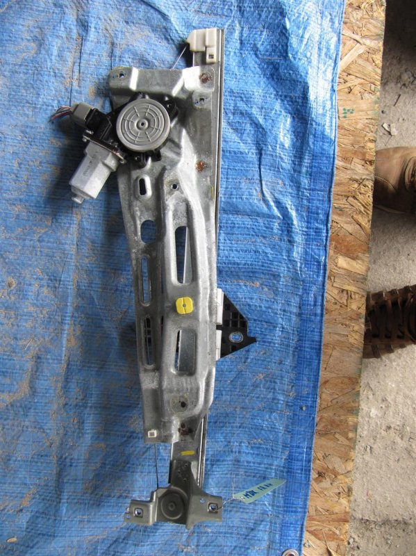 Стеклоподъемник передний правый ACURA MDX (YD2) 06-13 2006 YD2 3.7 72210-STX-A01 Б/У