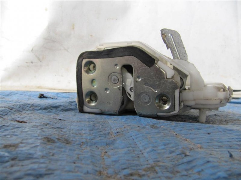 Замок двери задний правый MDX (YD2) 06-13 2006 YD2 3.7 Замок двери задний правый MDX (YD2) 06-13 2006 YD2 3.7