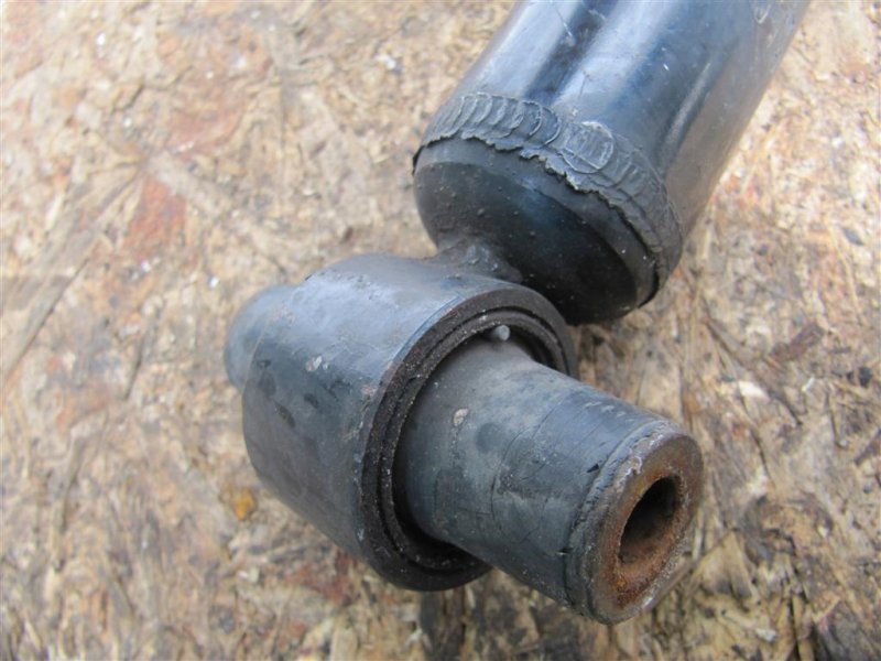 Амортизатор задний ACURA MDX (YD2) 06-13 YD2 3.7