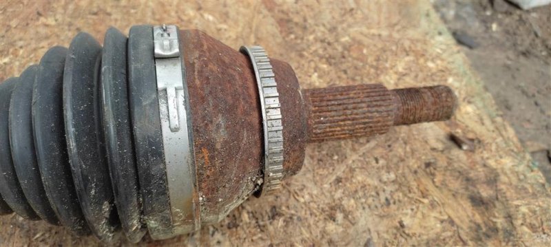 Привод передний правый SIENNA 11-16