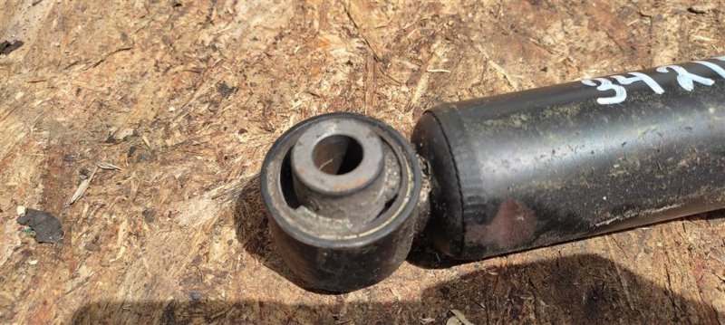 Амортизатор задний QASHQAI/ROGUE SPORT 14-