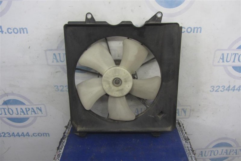 Диффузор вентилятора основного радиатора левый HONDA ACCORD CU8 / TSX 08-14 2010 Седан 2.4 19015-RL5-A01 Б/У