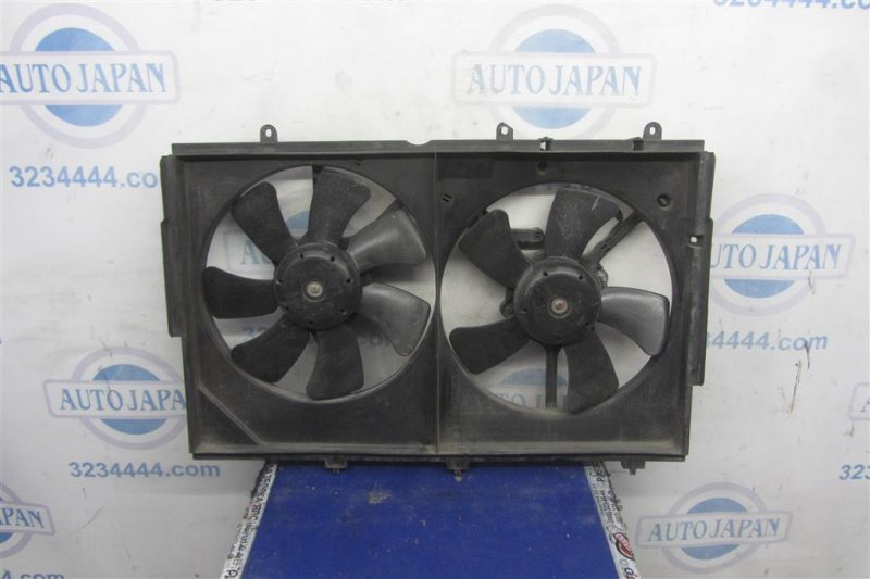 Диффузор вентилятора основного радиатора MITSUBISHI OUTLANDER 03-07 2005 Внедорожник 2.4 MR993931 Б/У