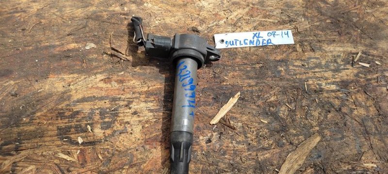 Запчасть катушка зажигания MITSUBISHI OUTLANDER XL 05-13 2007 Внедорожник 3.0 1832A016 Б/У Катушка зажигания MITSUBISHI OUTLANDER XL 05-13 2007 Внедорожник 3.0 1832A016 Б/У