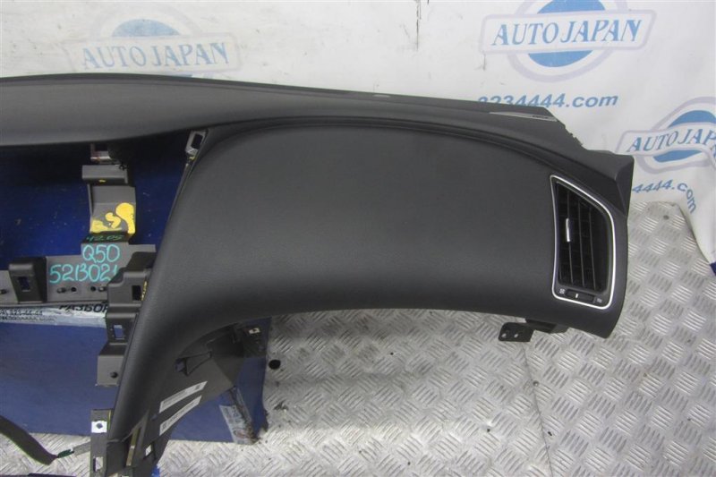 Торпедо Q50 15-20 2016 Седан 3.0 VR30DDTT