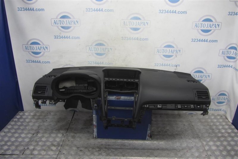 Торпедо SUBARU FORESTER 12-19 2013 Внедорожник 2.5 66040FJ010 Б/У