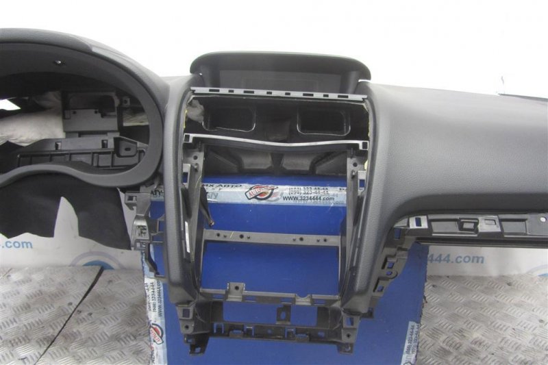 Торпедо FORESTER 12-19 2013 Внедорожник 2.5