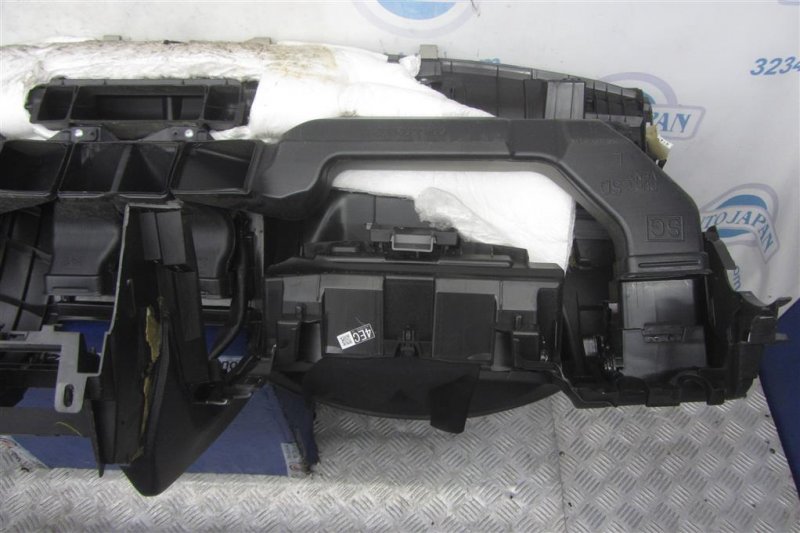 Торпедо FORESTER 12-19 2013 Внедорожник 2.5