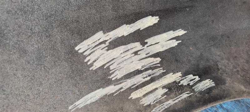 Бампер задний CARAVAN 00-07 Бампер задний CARAVAN 00-07