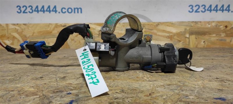 Замок зажигания HYUNDAI ELANTRA HD 06-11 81910-2L010 Б/У
